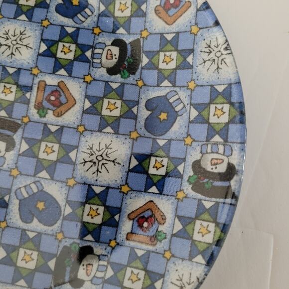 Festive Blue 7-Inch Winter Holiday Decorative Plate - Picture 3 of 8